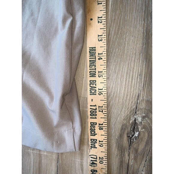 ROUNDTREE & YORKE Men's Performance Work Play Beige Golf Shorts - Size 46 - Picture 7 of 7